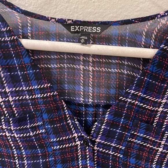 Express Top - Picture 2 of 4